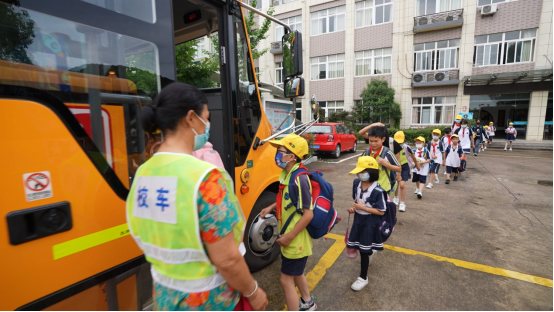http://img.danews.cc/upload/ajax/20220706/e1a44844ea6b5a34e44dfd8c5c9a2125.png