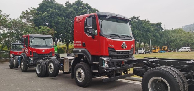 300马力+6缸提升桥 乘龙H5 6×2R自卸车破解工程创富密码