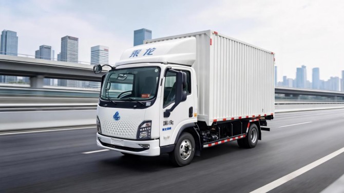 500km续航16分钟快充，乘龙翼威2城际重载轻卡助您高效创富